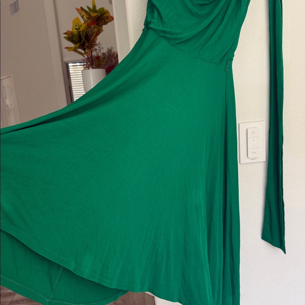 Diane Von Furstenberg Emerald Green Midi Dress with Black Lace - Picture 5 of 7